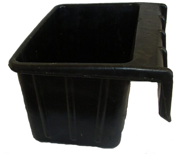 16 LITRE MOUNTED FEED BUCKET -0