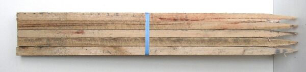 900 x 25 x 25mm HARDWOOD STAKES - GDS106-0